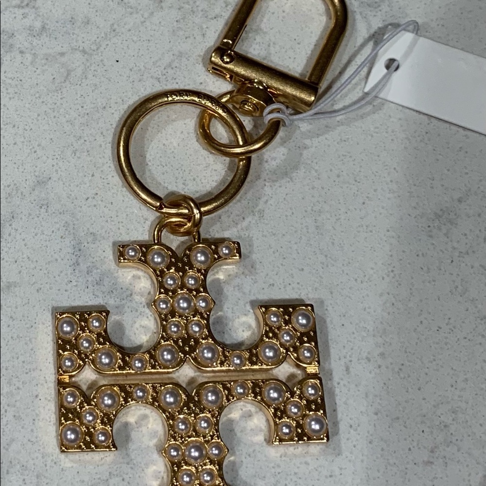 Tory Burch Pearl Key Fob/ Handbag charm. NWT - Picture 3 of 10